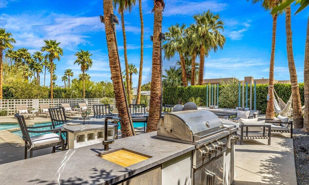 Photo of Outdoor in Little Tuscany