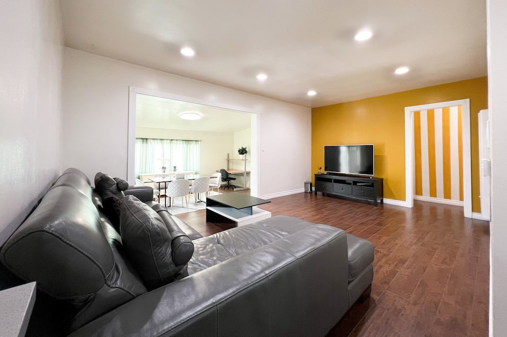 Photo of Bedroom in Norwalk