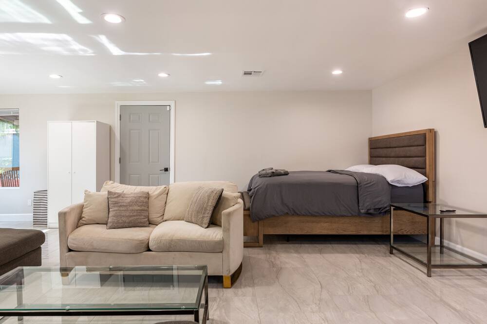 Photo of Bedroom in Lennox