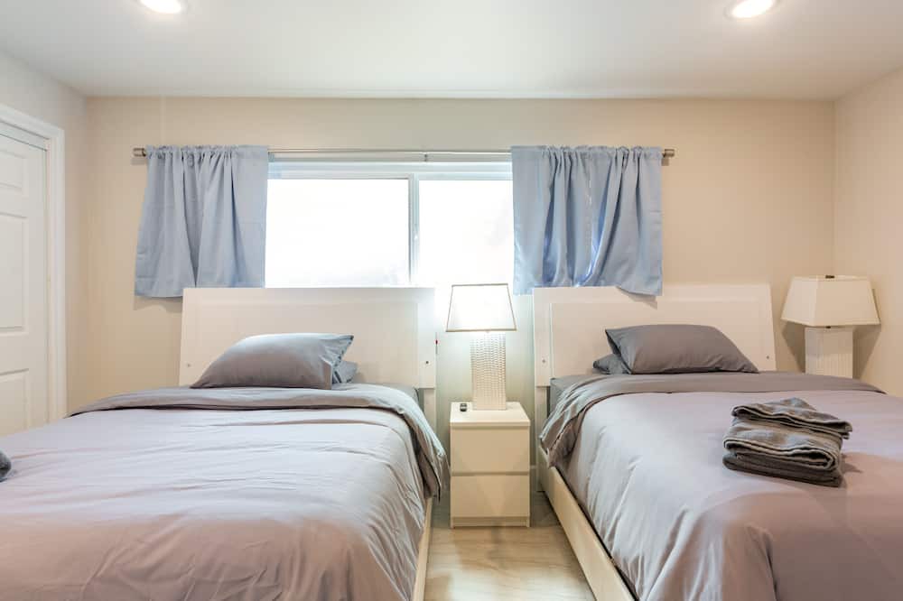 Photo of Bedroom in Lennox