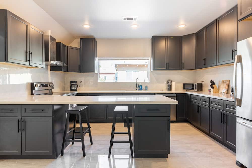 Photo of Kitchen in Lennox