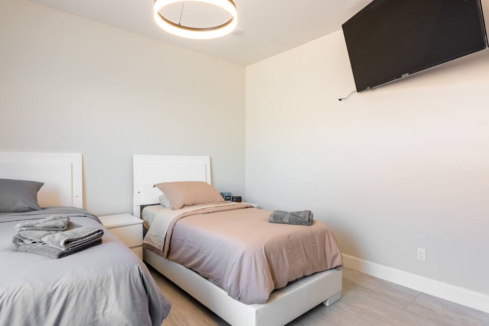 Photo of Bedroom in Lennox
