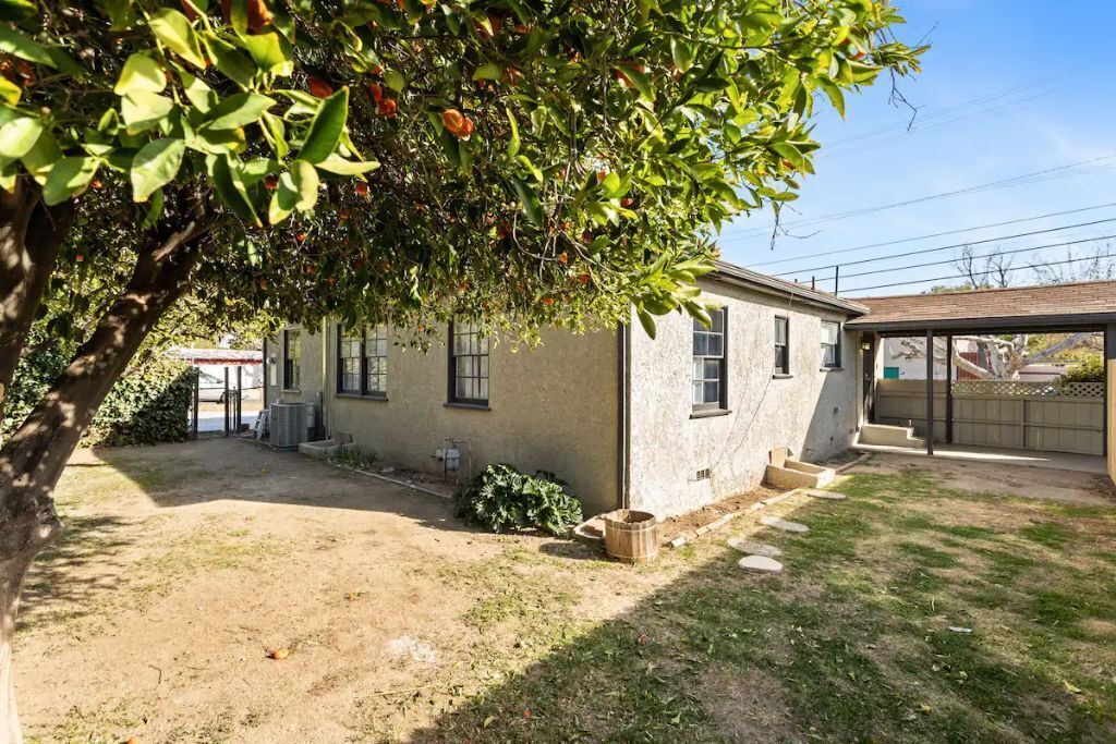 Photo of Outdoor in Northridge