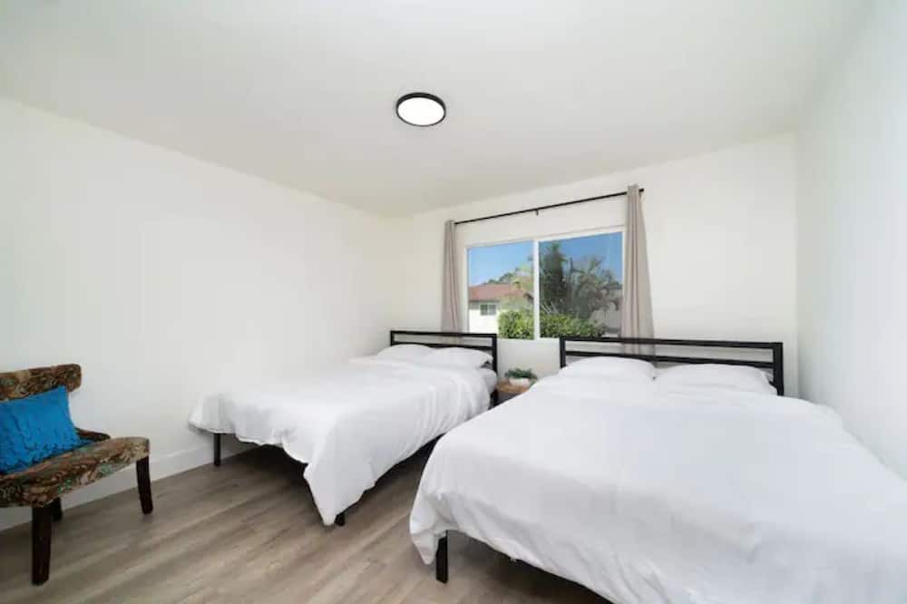 Photo of Bedroom in Fullerton