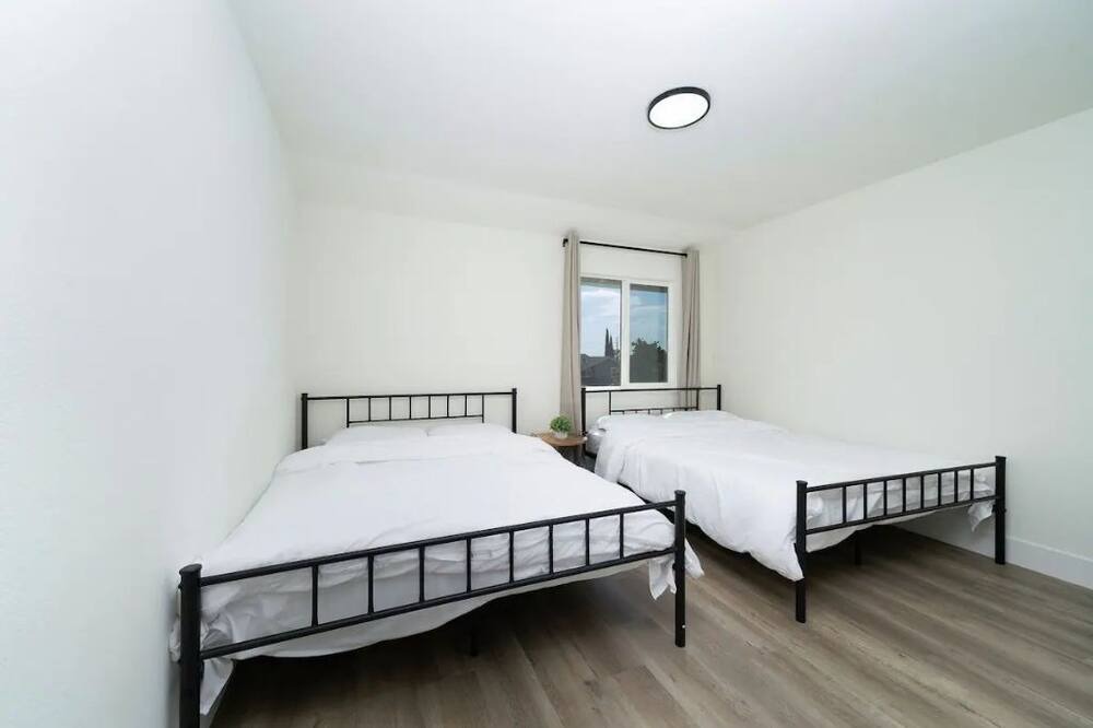 Photo of Bedroom in Fullerton