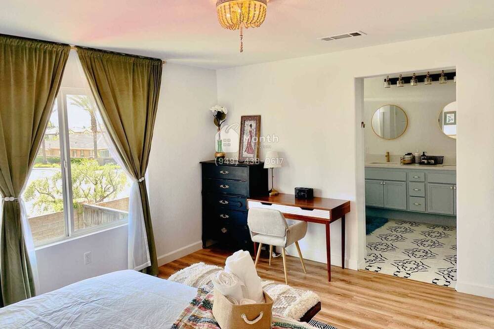 Photo of Bedroom in Westmont