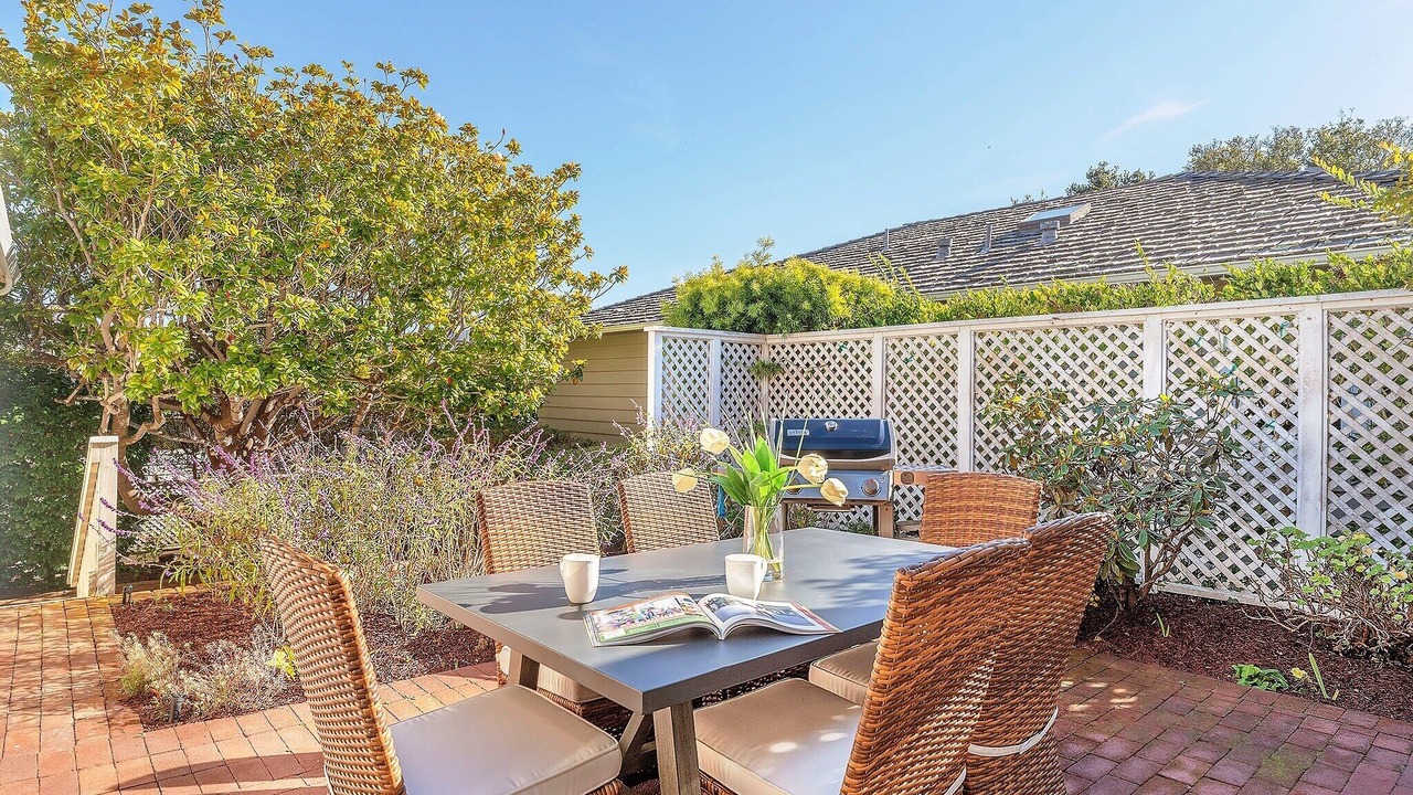 Photo of Outdoor in Carmel Point