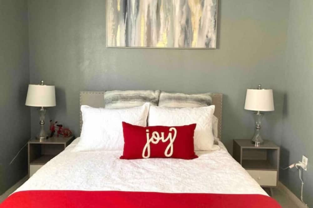 Photo of Bedroom in Banning