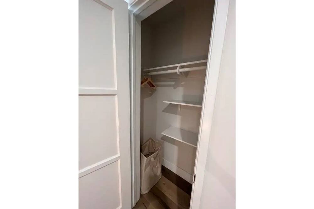 Photo of Bedroom in Northridge