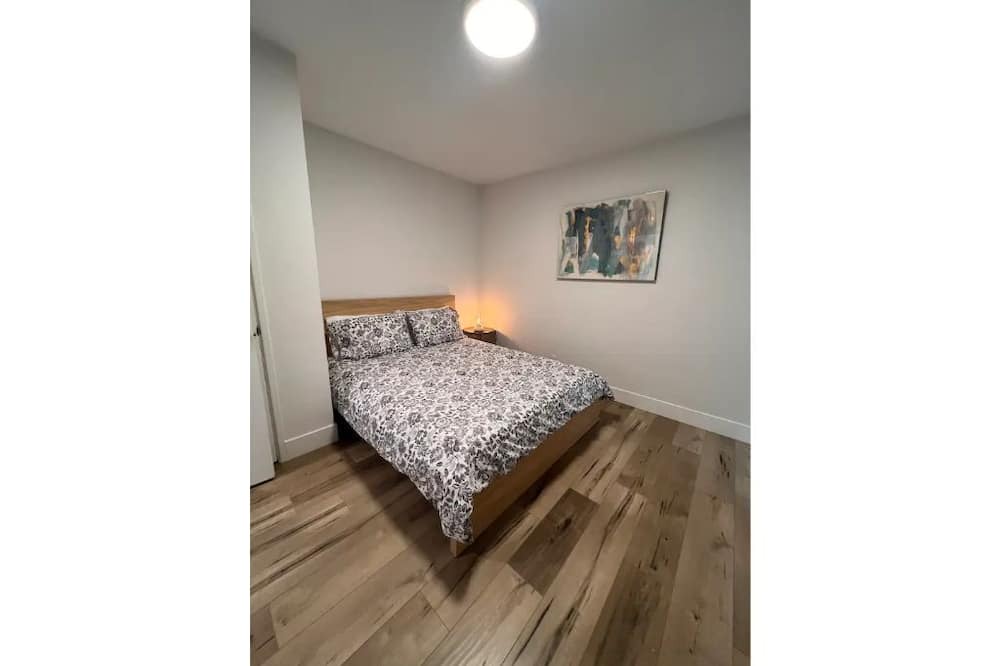 Photo of Bedroom in Northridge