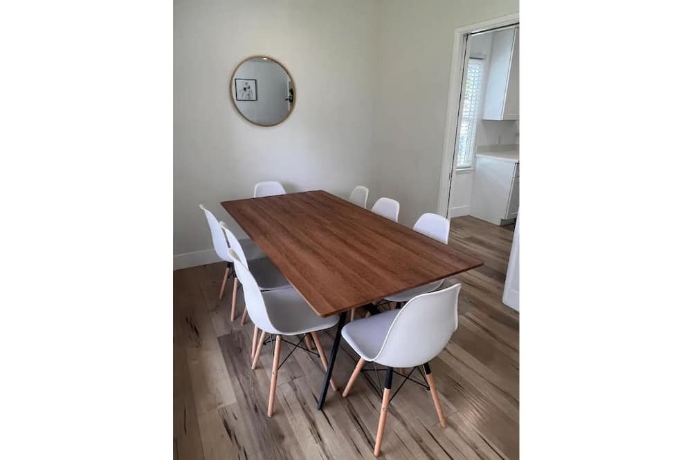 Photo of Bedroom in Northridge