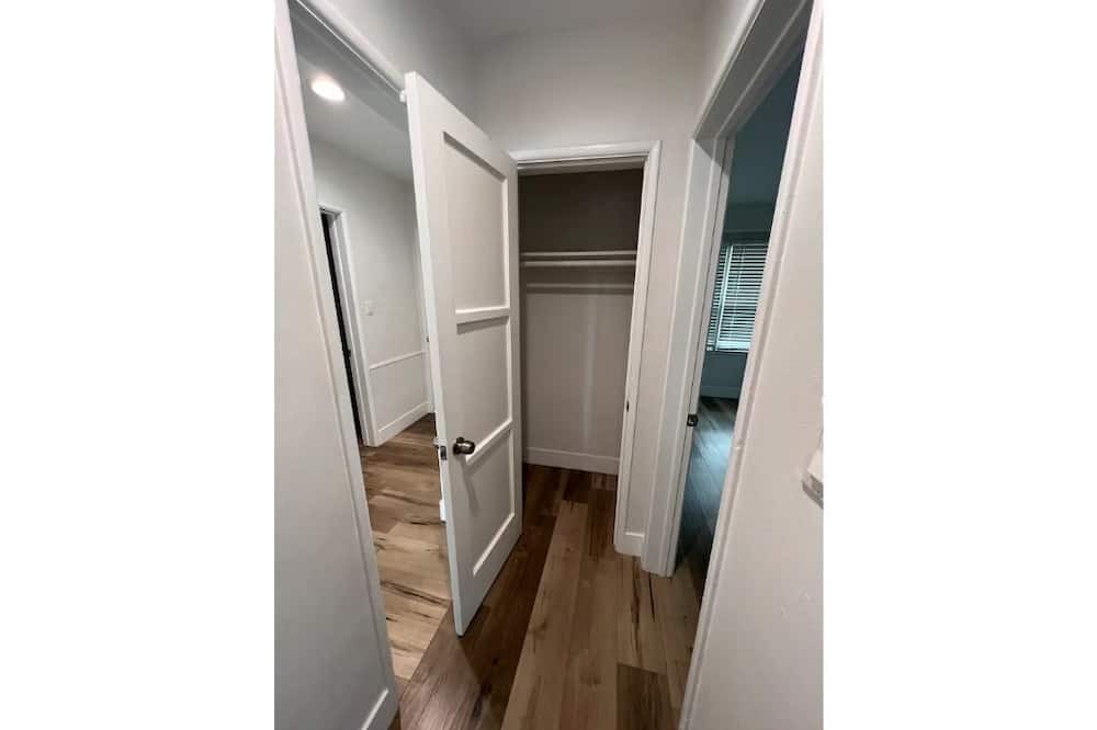 Photo of Bedroom in Northridge