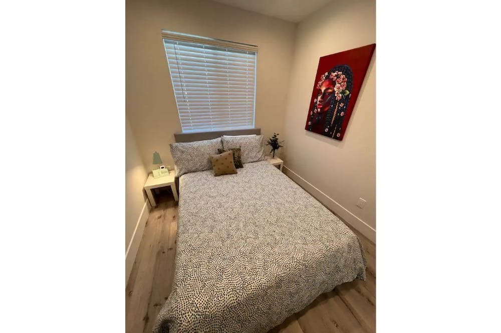 Photo of Bedroom in Northridge