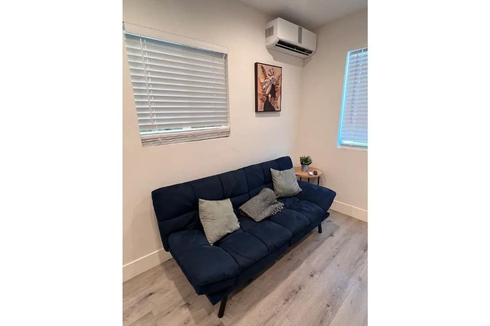 Photo of Bedroom in Northridge