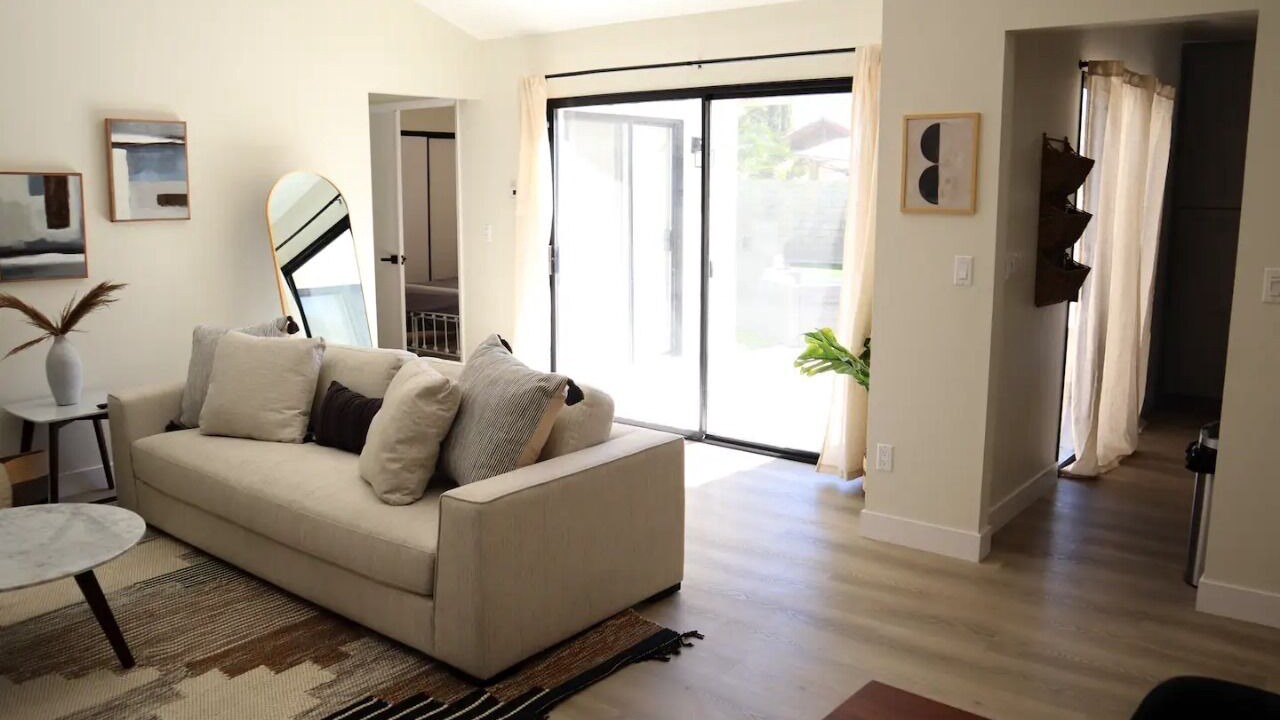 Photo of Livingroom in Canyon Country