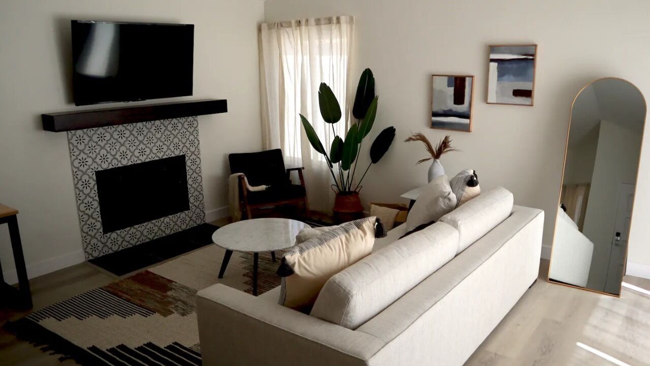 Photo of Livingroom in Canyon Country