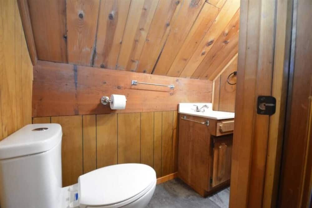 Photo of Bathroom in Bass Lake