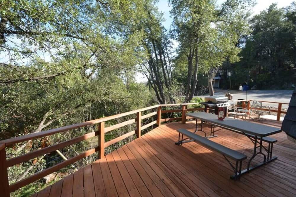 Photo of Outdoor in Bass Lake