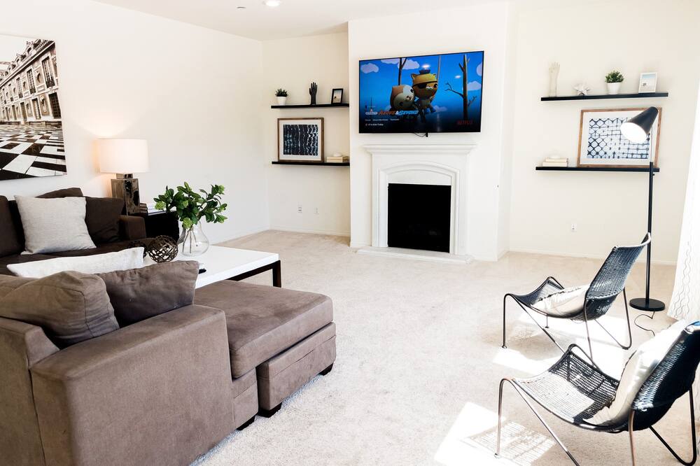 Photo of Bedroom in Mira Loma