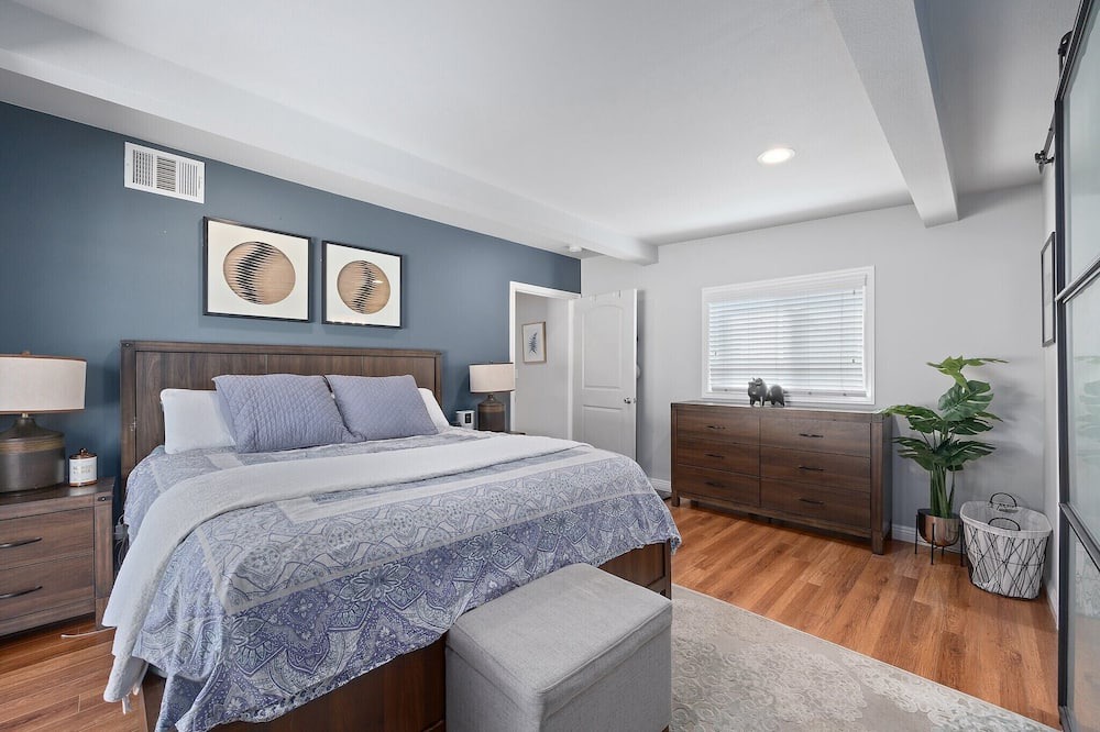 Photo of Bedroom in Northwest Anaheim