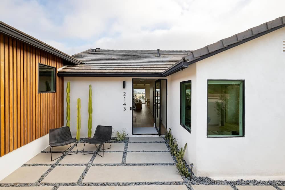 Photo of Outdoor in Mission Hills