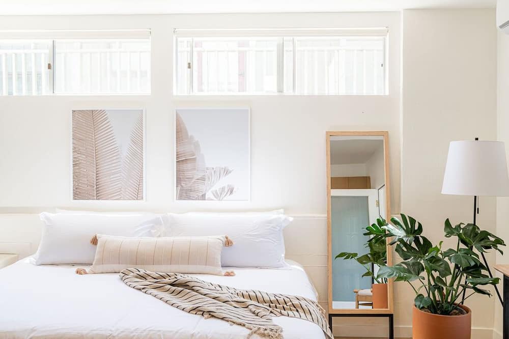Photo of Bedroom in Mission Hills