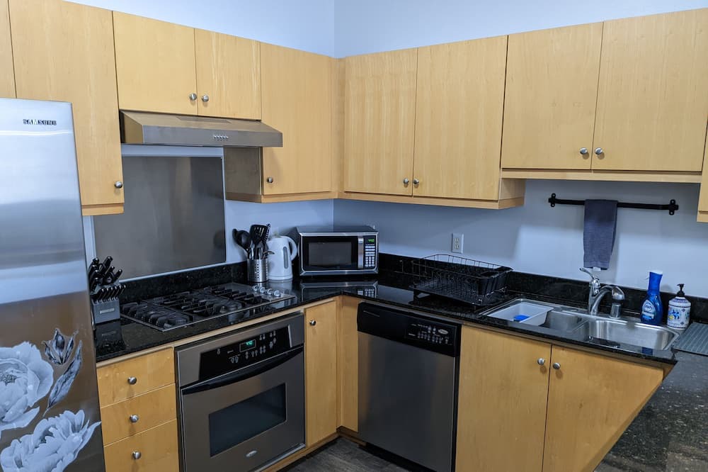 Photo of Kitchen in Anaheim Colony Historic District