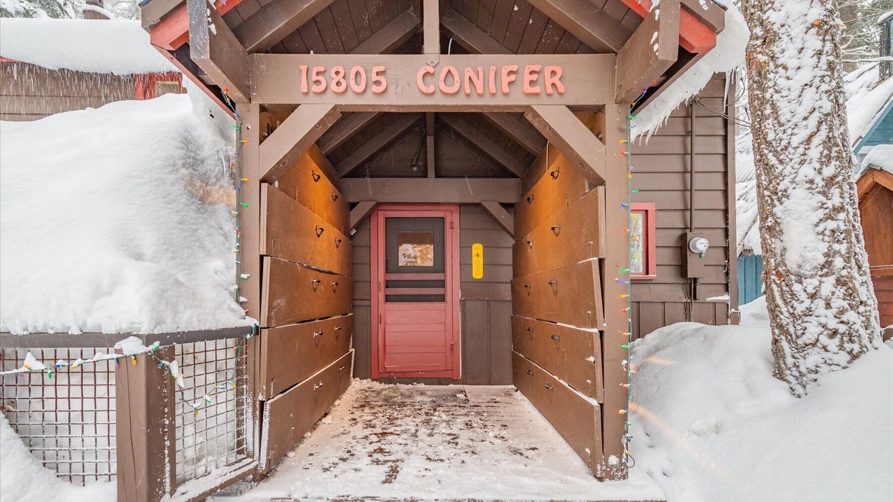 Photo of Outdoor in Donner Lake Woods