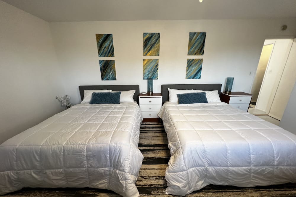 Photo of Bedroom in Lawndale