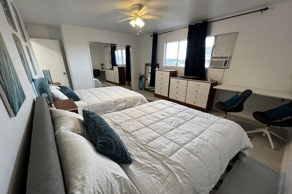 Photo of Bedroom in Lawndale
