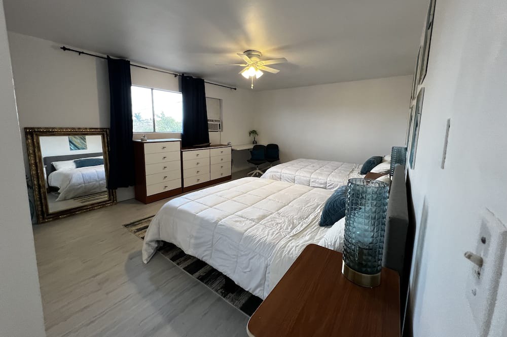 Photo of Bedroom in Lawndale