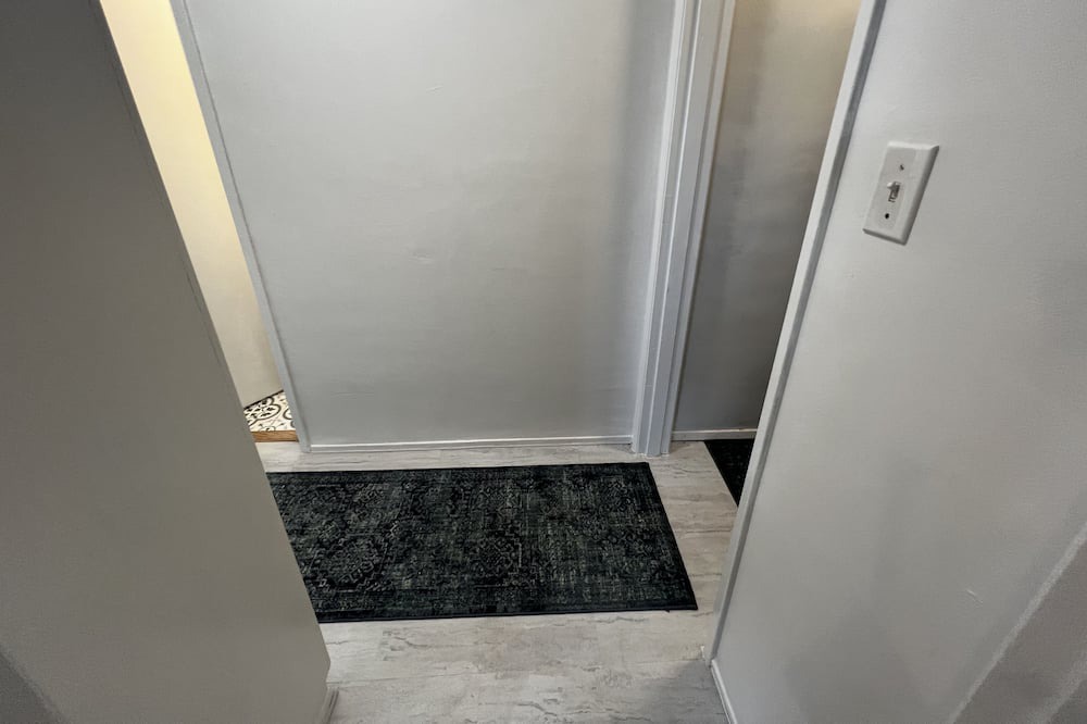 Photo of Bedroom in Lawndale
