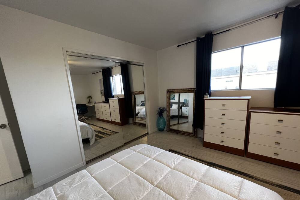 Photo of Bedroom in Lawndale