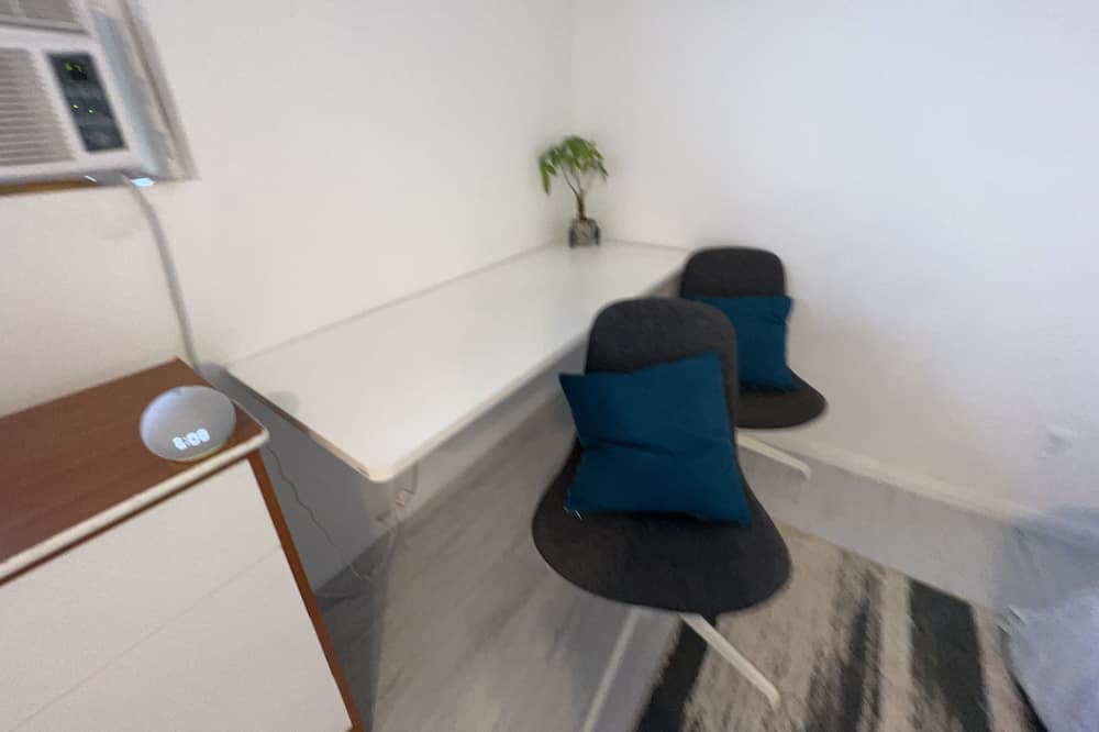 Photo of Bedroom in Lawndale