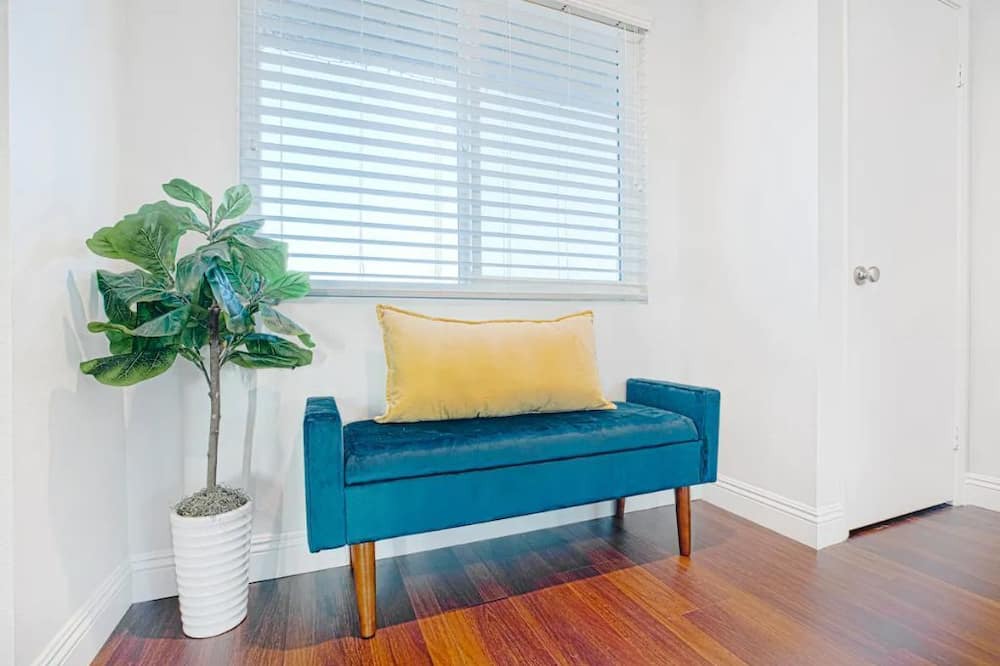 Photo of Livingroom in Montebello