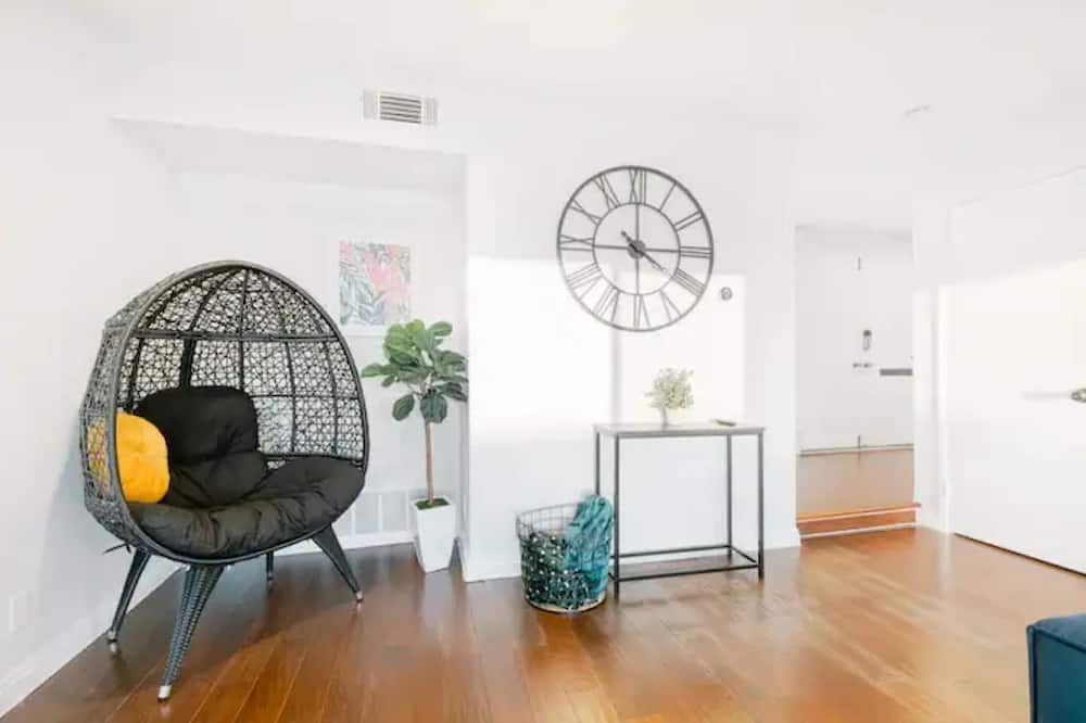 Photo of Bedroom in Montebello