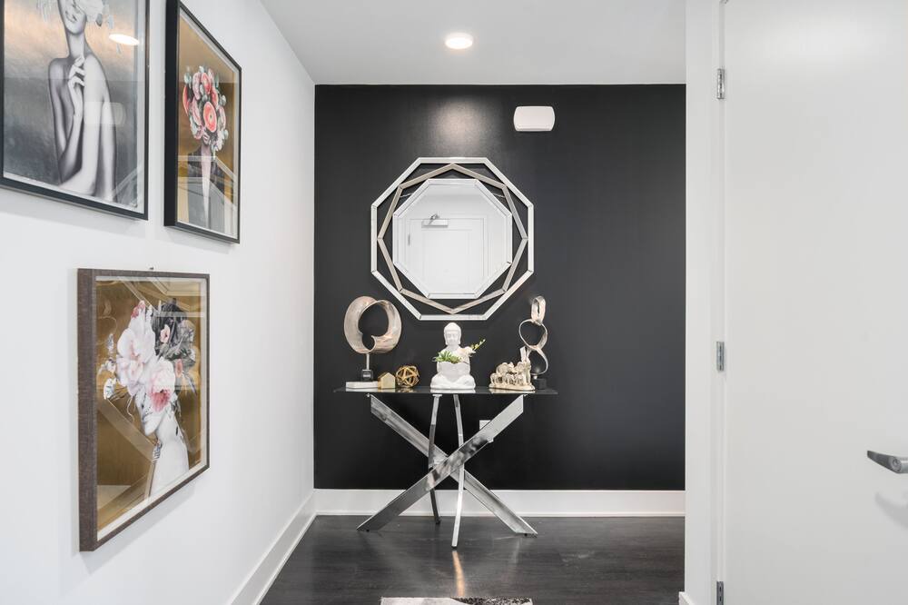 Photo of Bedroom in Los Angeles