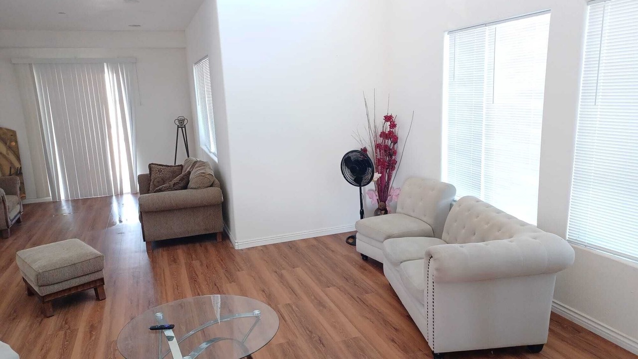 Photo of Livingroom in Lancaster