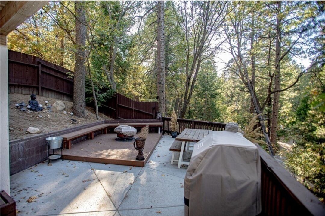 Photo of Outdoor in Blue Jay