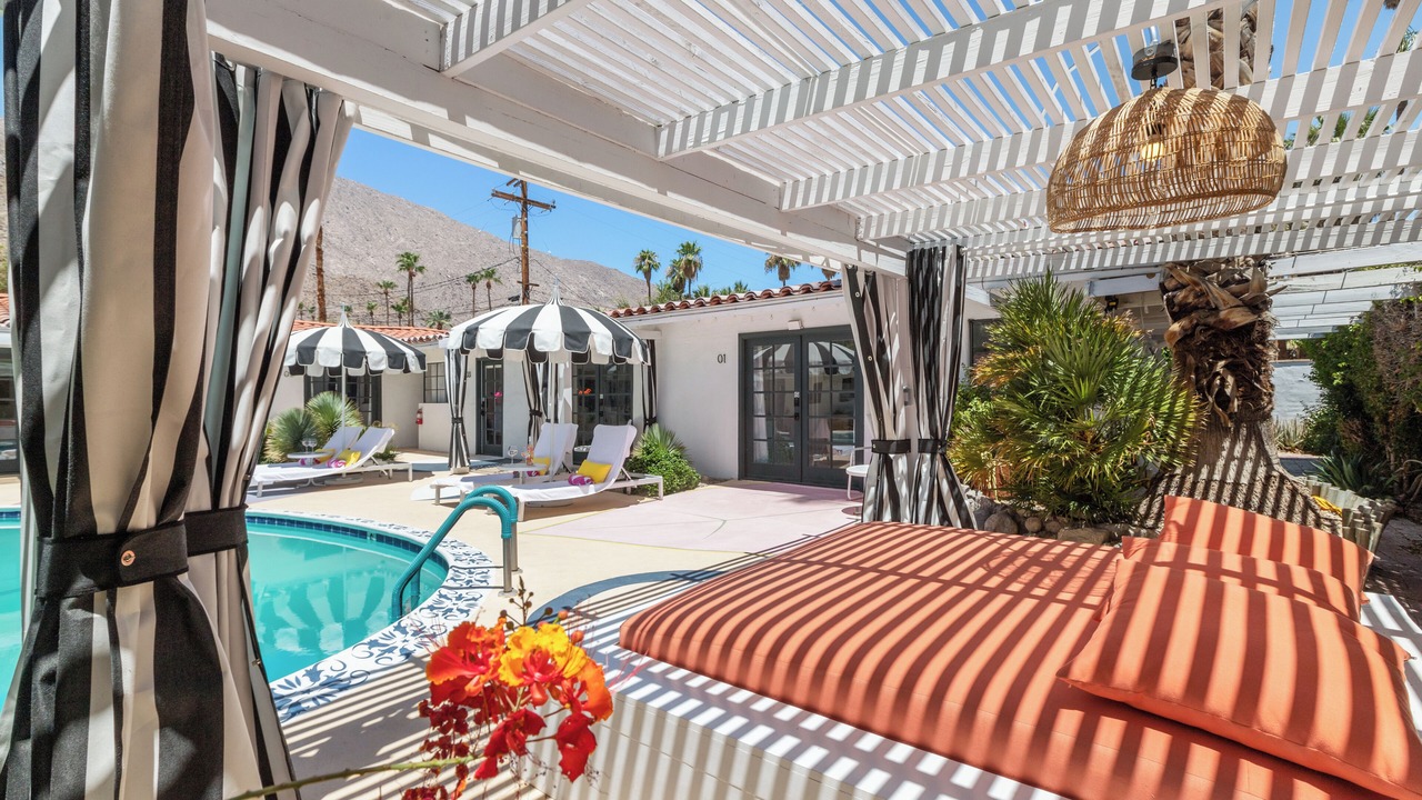 Photo of Outdoor in Tahquitz River Estates