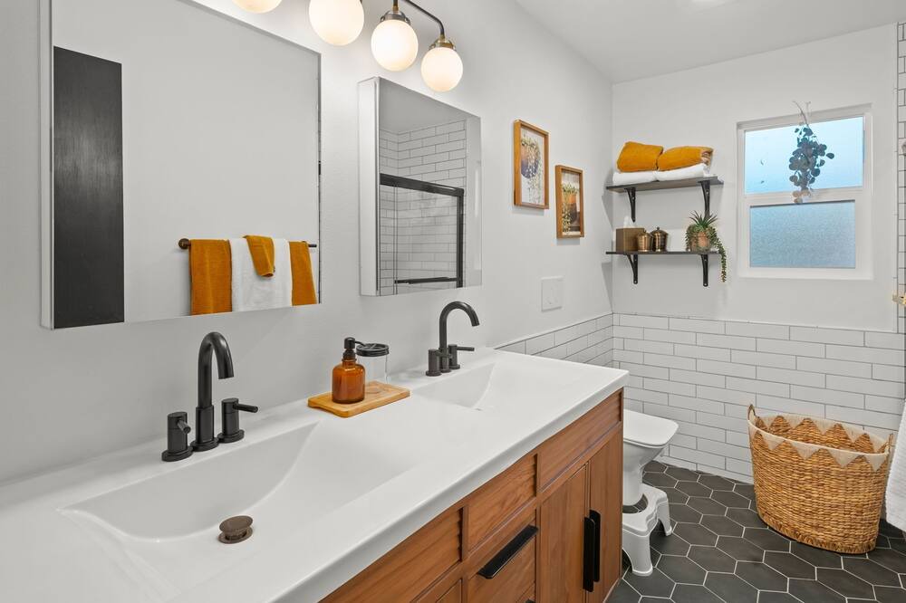 Photo of Bathroom in Pinole