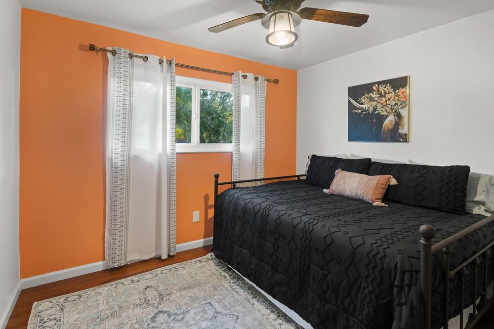 Photo of Bedroom in Pinole