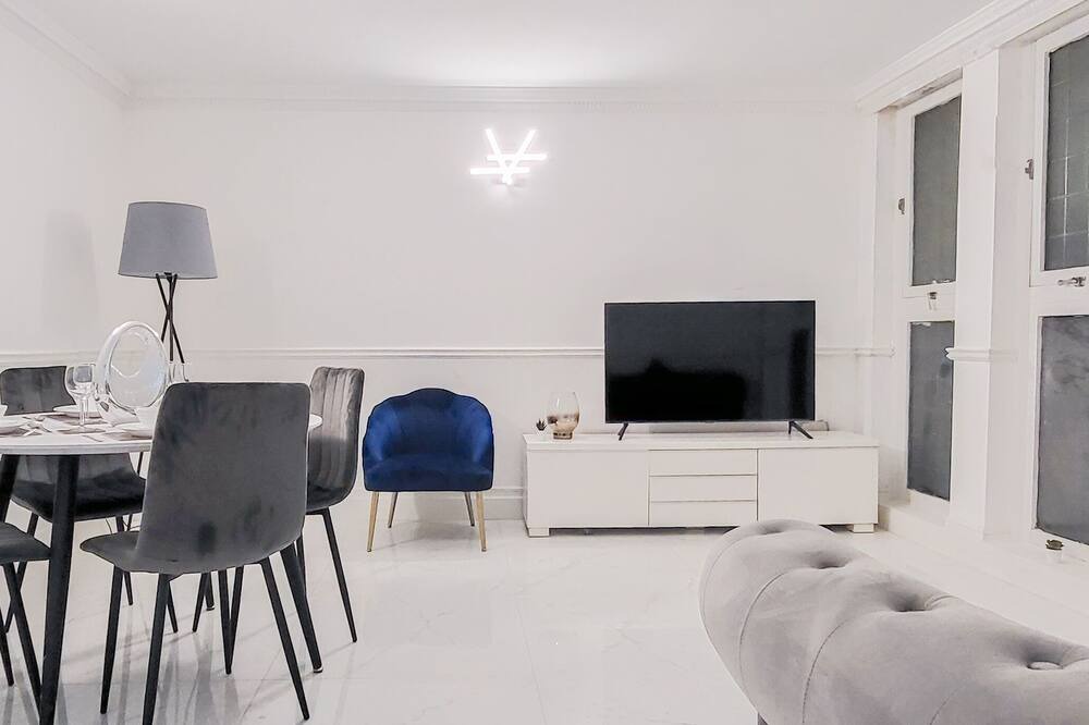 Photo of Bedroom in Limehouse