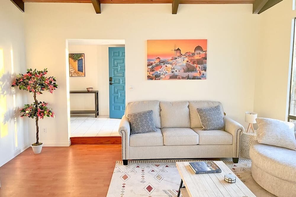 Photo of Livingroom in Bonita