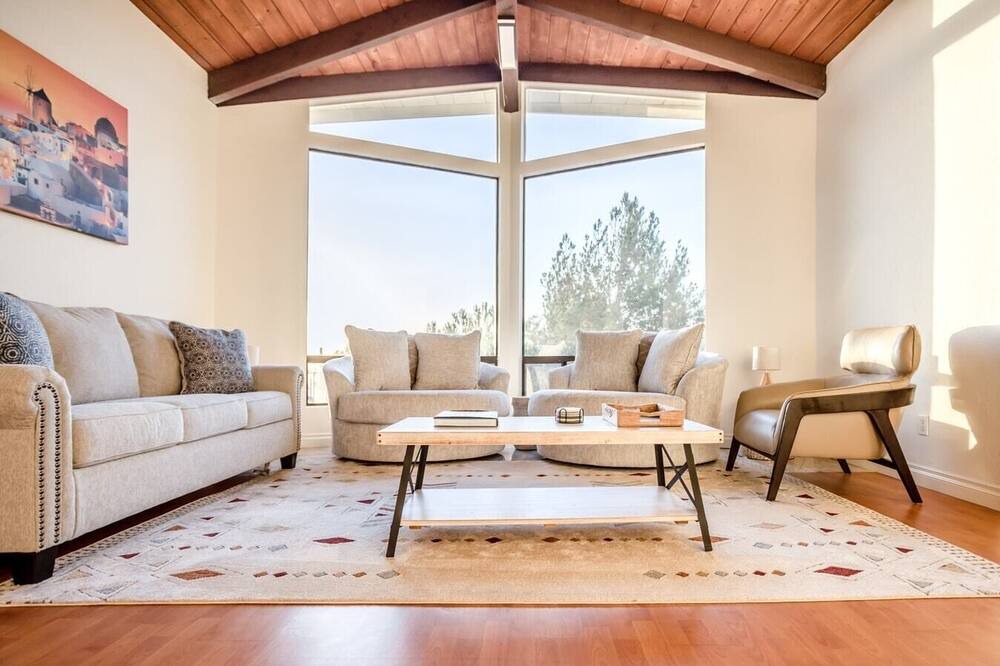 Photo of Livingroom in Bonita
