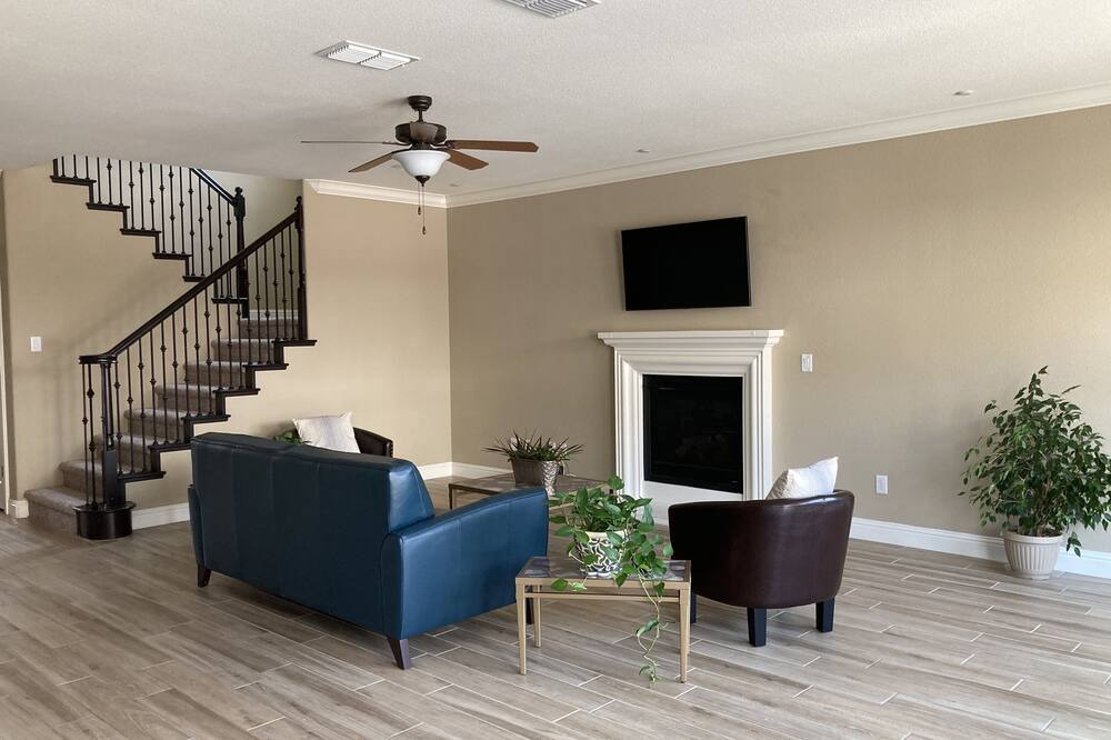 Photo of Livingroom in Lincoln