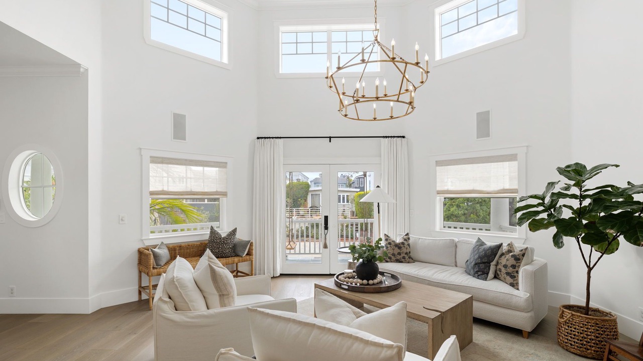 Photo of Livingroom in The Strand