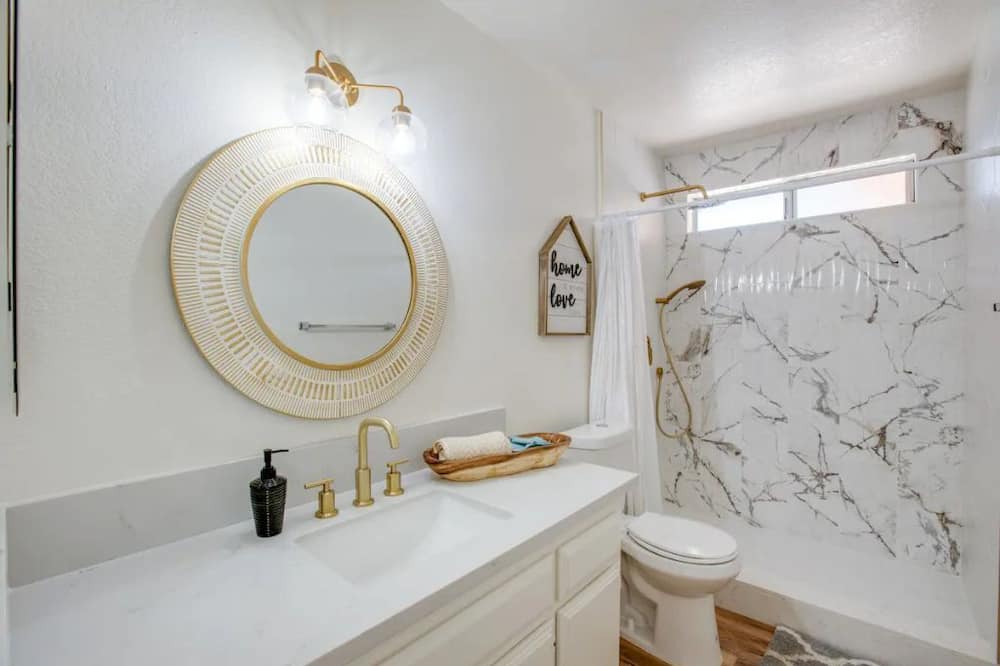 Photo of Bathroom in Indian Cove