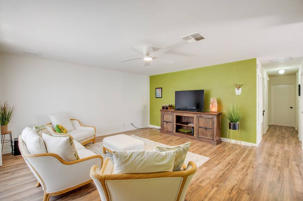 Photo of Livingroom in Indian Cove