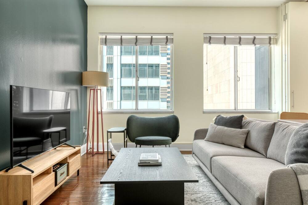 Photo of Livingroom in Financial District
